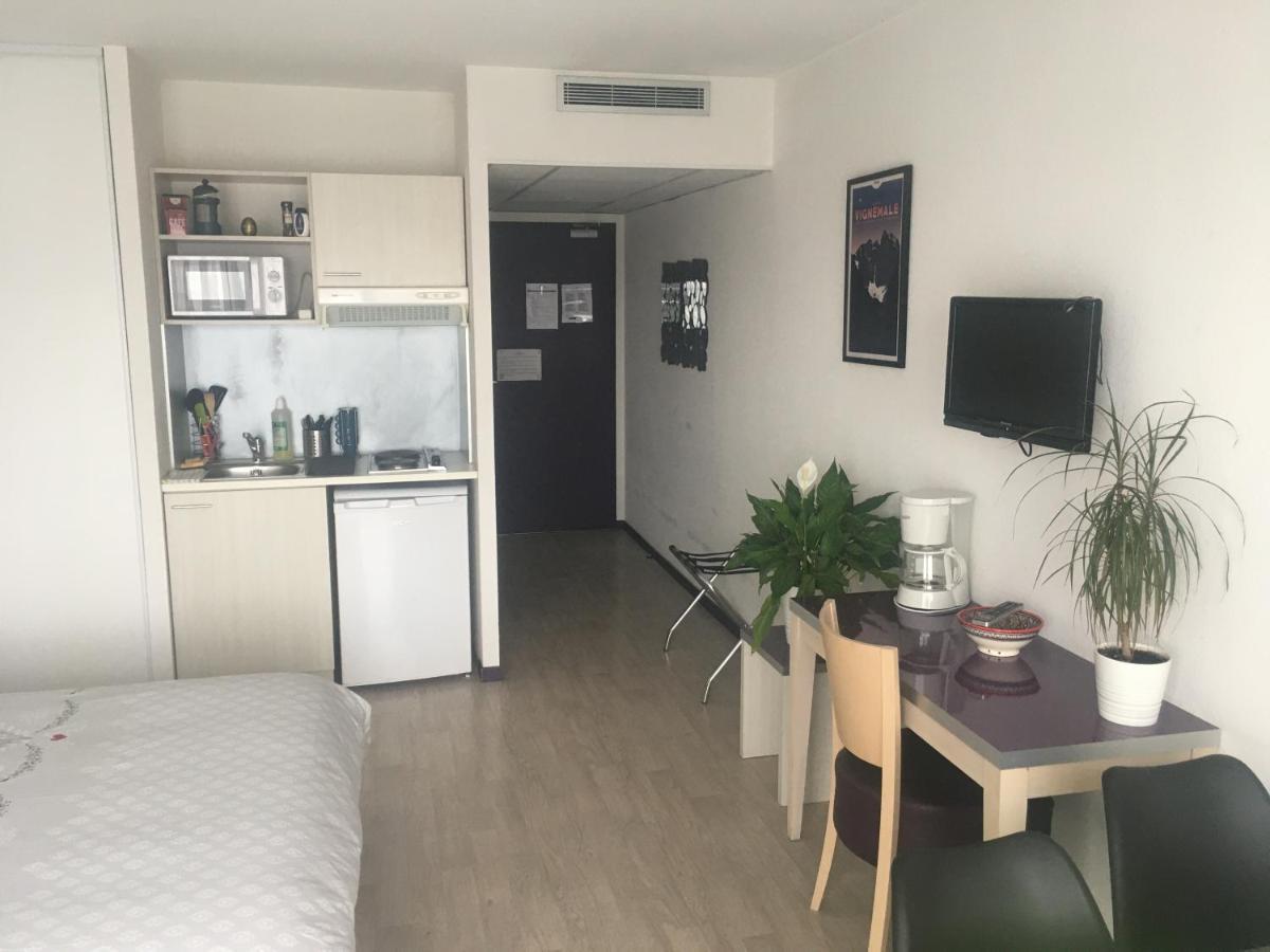 Family Saint Vincent 4 Pers Gare Lourdes Wifi Apartment Exterior photo